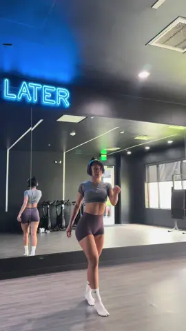 Bachata freestyle #parati#bachatadancing #parati#bachatadancing #parati#bailestiktok 