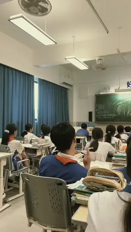 no one sleeps in class #🇨🇳 #china #shenzhenhighschool #waiwainotsleep #foryoupage 