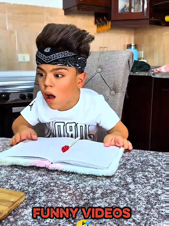 I can't stop laughing 🤣🤣 #viralvideo #funny #yahya #worldpranks #viral #video 