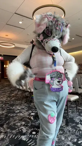 👹we’ll make your eardrums bleed👹 @💕🍃valentine🍃💕 thank you @🧇Waffle/Páw Kryze ☄️ for your griddy in the background LMAO- #anthrohio2025 #anthrohio #furry #furries #fursuiter #fursuit #furryconvention #furrycon #furryfandom #furriesoftiktok 