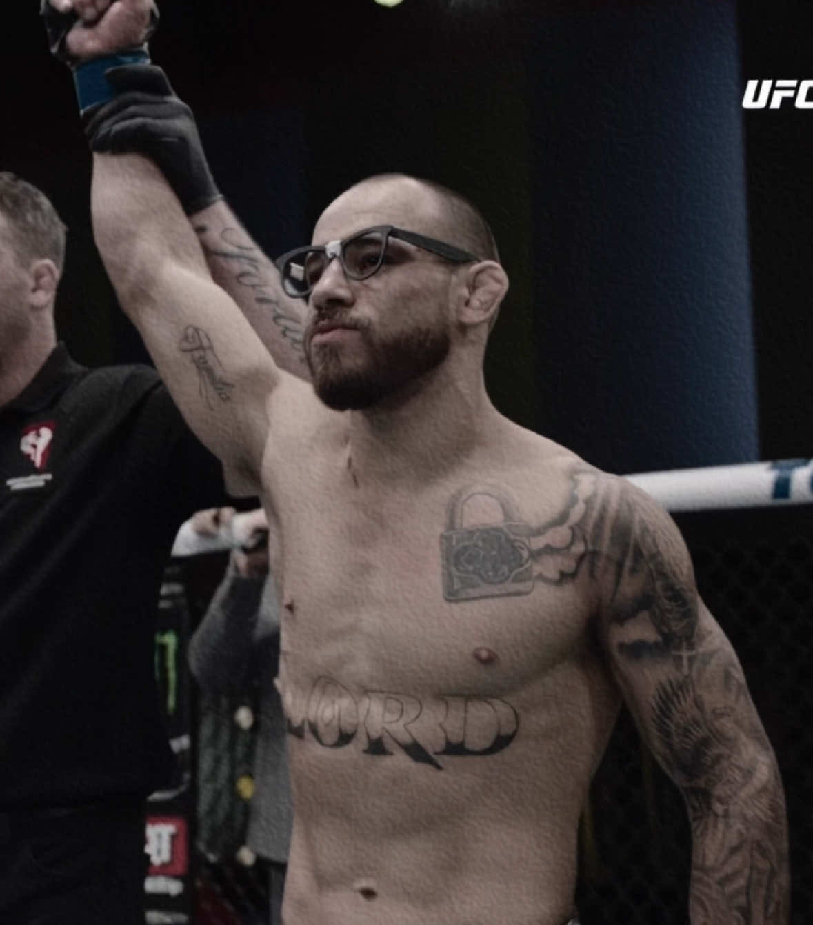 the best fighting nerd? 🤓 || #jeansilva #UFC #ufcedit #ufcbrasil #ufcnoche #mma #mmaedit #edit #viral #trending #fyp 