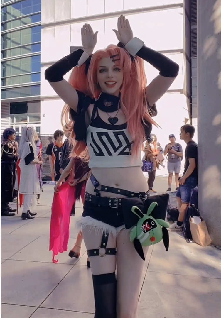 FAKE BODY‼️ DO NOT CRUCIFY ME CHAT I JUST WANTED TO BE A SILLY LITTLE CUNNING HARE 🥺 a ra*bit even….. #zzz #zenlesszonezero #zenless #nicole #nicoledemara #cosplay #nicolecosplay #fy #fyp #hoyoverse 