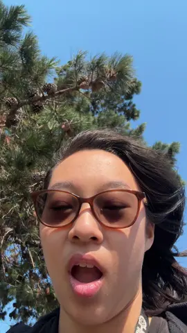 Honk if you think I have a fat ass. Just like the TikTok trend: cheer if you think I have a fat ass #honkifyouthinkihaveafatahh #justlikethetiktoktrend #cheerifyouthinkihaveafatahh #trending #viral #fypage #fyp #foryoupage 