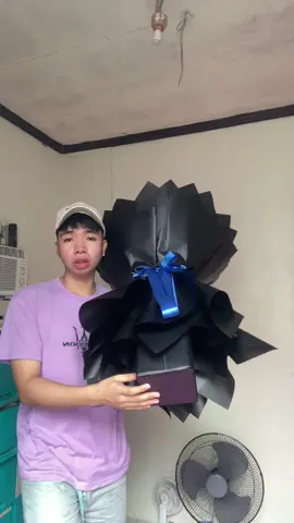 Deserve rin ng bf mo ‘to #bluebouquet #bigbouquet #bouquet #roundbouquet #satinribbon #handmade #crafter #fypシ #arcraftsph 