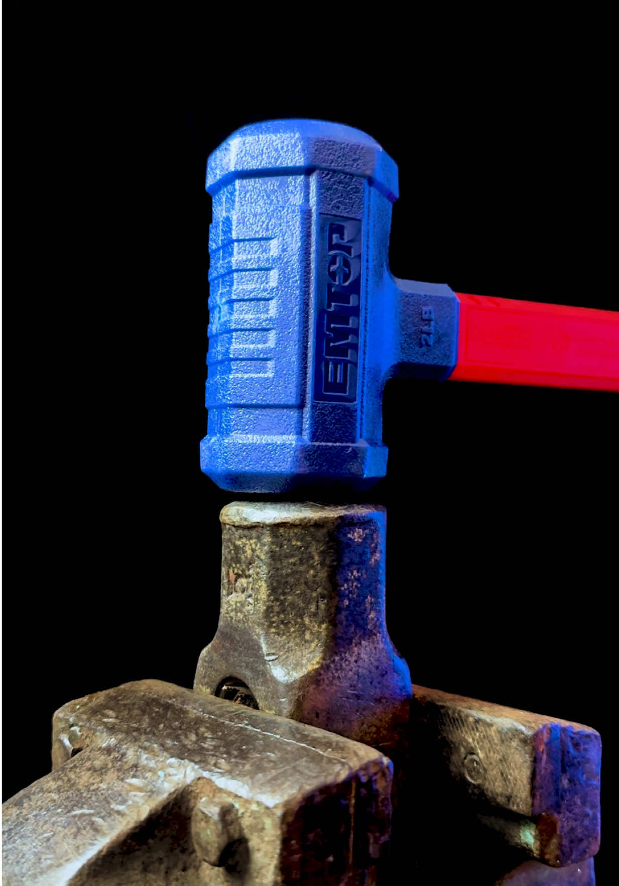 Inside the No-Rebound Mallet: Understanding Its Shock-Absorbing Mechanism - Precision Striking @emtop.my @mrdiy.malaysia  #mechanical #handtools #deadblowhammer 