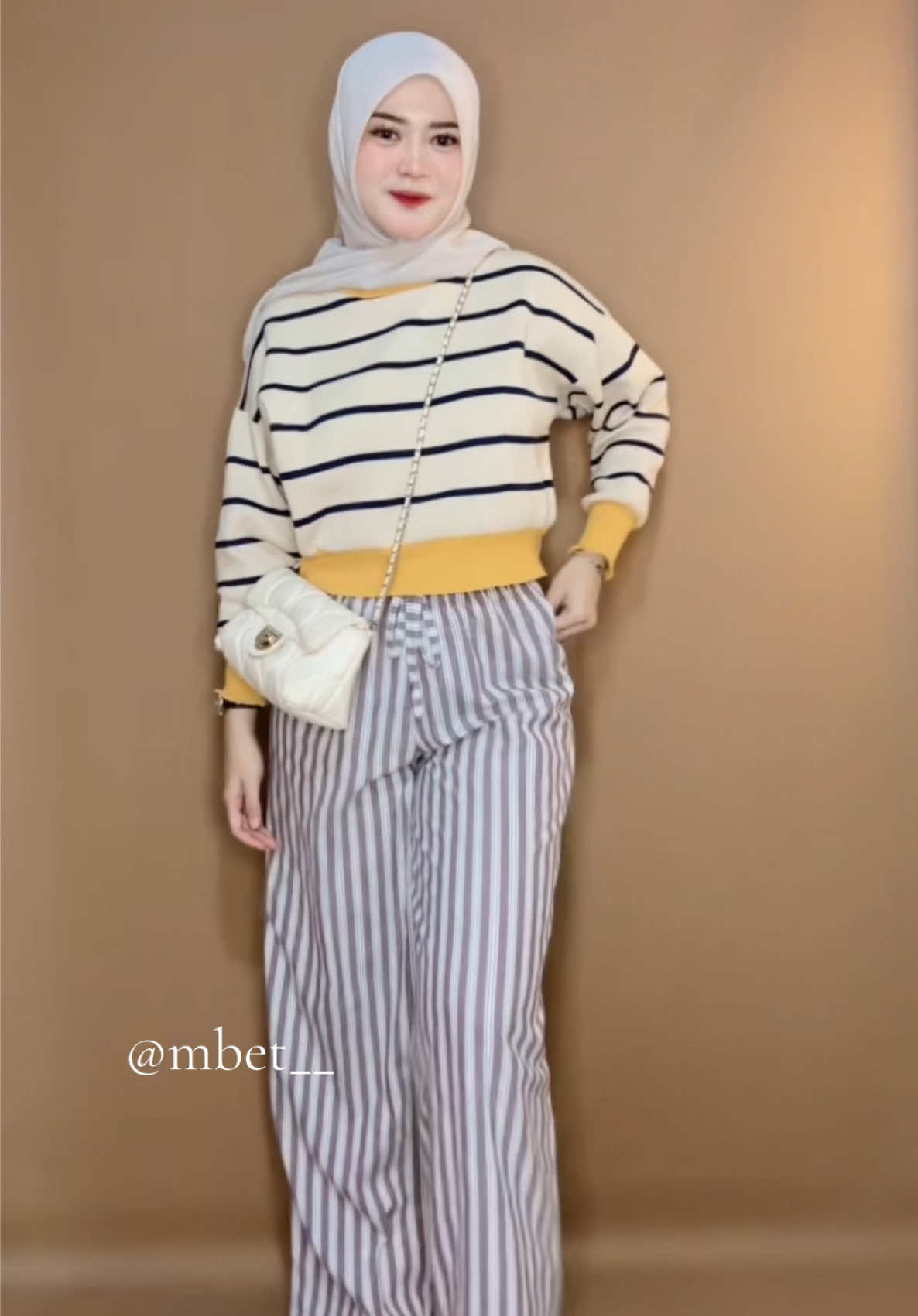 #knitstripe #celanastripe #outfit #outfitideas #OOTD 