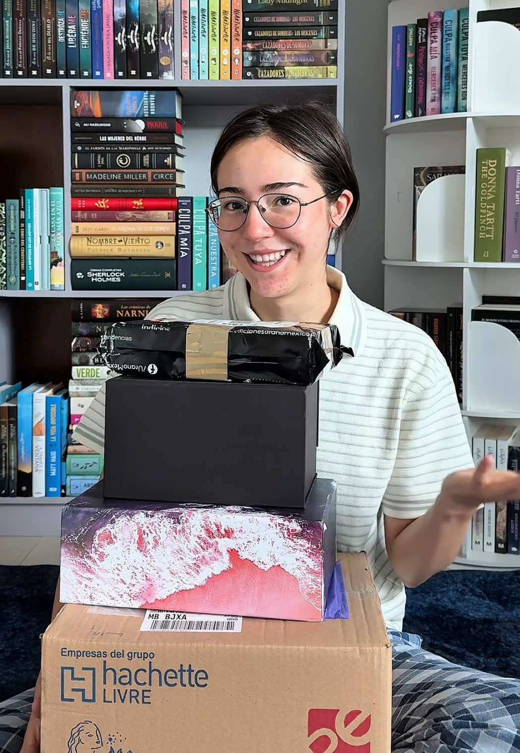 Siempre me olvido de grabarles unboxing porque mi emoción no me deja esperar 🥹 #unboxinglibros #libros #books 