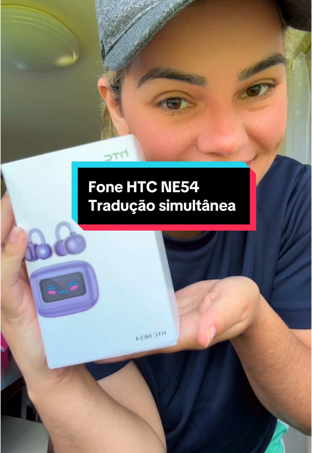 Estou simolesmente apaixonada por estes fines de ouvido que traduzem simultaneamente mais de 135 idiomas. #htcne54 #htcwireless #earphones #traducaosimultanea #traducao #dica #facilidade #recebidos 
