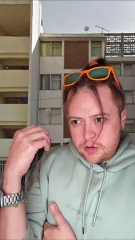 Cómo siento que me escucho cuando digo que alguien me parece guapo jaja. #Rojstar #Humor #Comedia #NissanSentra 