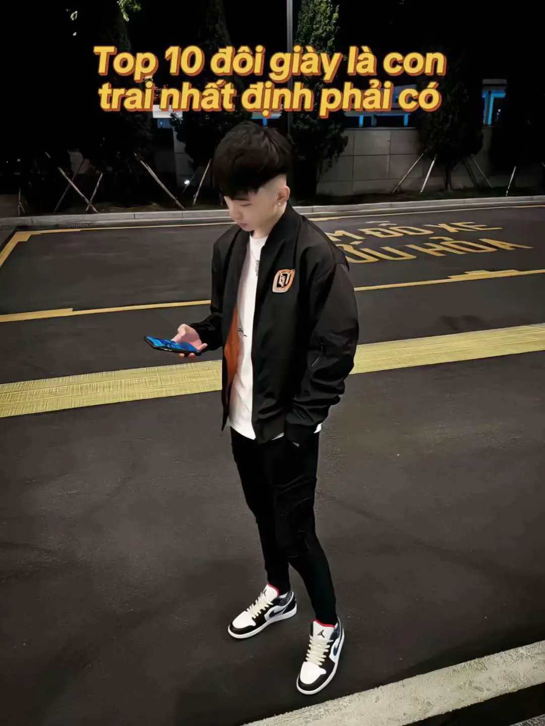 Giày nam đẹp #xuhuongtiktok #giay #giaydep #giaysneaker #giaynam #giaynamdep #giaysneakernam #giaythethaonam #giaynamcaocap #sneakers #giayhottrend #jordan1 #nikesb #puma #campus #nike #thoitrang #phốiđồđẹp #outfit #thinhhanh 