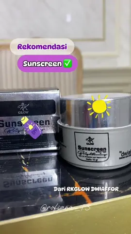 💐Tanpa sunscreen glowingmu kurang wow 💐Tanpa sunscreen cream siangmuu kurang maksimal 💐Tanpa sunscreen wajahmuu lebih cepat kriput dan kusaam Jadi Pastikan Di Rak Make up Kamu wajib Ada Si Mungil Ini Yah Gayss❤ Ready stok❤️ #rksuncscreen WA