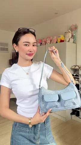 owemji!! ganda ng pagka blue denim 🥹 my new fav go-to bag talaga!!! #mossdoom #bluedenimbag #denimbag #bluebag #chicbag #mossdoombag #adoy #ughdoy 