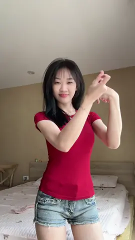 nay tung cụa nha