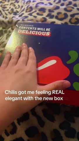 @Chili’s Grill & Bar BIG FAN OF THE NEW TO GO BOX #fyp #chilis 