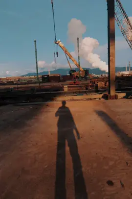 hanya dunia tapi terasa melelahkan🫥#CapCut #weldermuda🧑‍🏭 #poryou #bcaxyz #morowali #welder #morowali_sulteng_bahodopi 