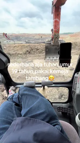 yokk yang semangat terus 👋🏻#tambangbatubara #operator_excavator #operatormudaシ #operatormuda 