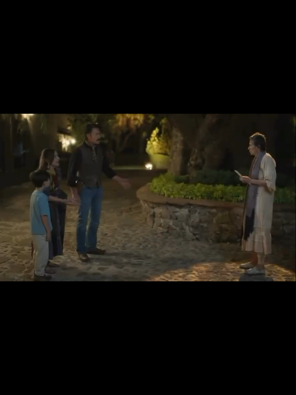 #Amanecer 🌅 #FernandoColunga #LiviaBrito #DanielElbittar #AnaBelena #CatherineSiachoque #ErnestoLaguardia #BlancaGuerra #MaríaRojo #EricDelCastillo #PatriciaReyesSpíndola #NicolaPorcella #AndreaLegarreta #JulietaEgurrola #HumbertoElizondo #TiagoCorrea #IvánArana #OmarFierro #SalvadorSánchez #EmilioOsorio #MiaFabri #DanteAguiar #DavidAguiar #ConcepciónMárquez #MaríaEspinozaStransky #ReginaOrtízDePinedo #ValeriaSantaella #EmilioBravo #OctavioMier #DavidAguiar #TabathaXimena #DiegoKlein #JuanOsorio  #ProducciónJuanOsorio #LasEstrellas