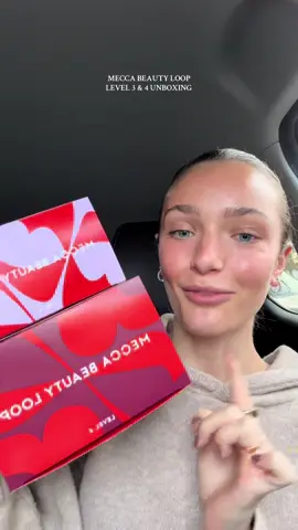 It’s @MECCA beauty loop box time!! Here is what you might find in your level 3 or 4 box 🤭🤭 #mecca #meccabeautyloop #meccabeautylooplevel3 #meccabeautylooplevel4 #unboxing #haul #makeup 