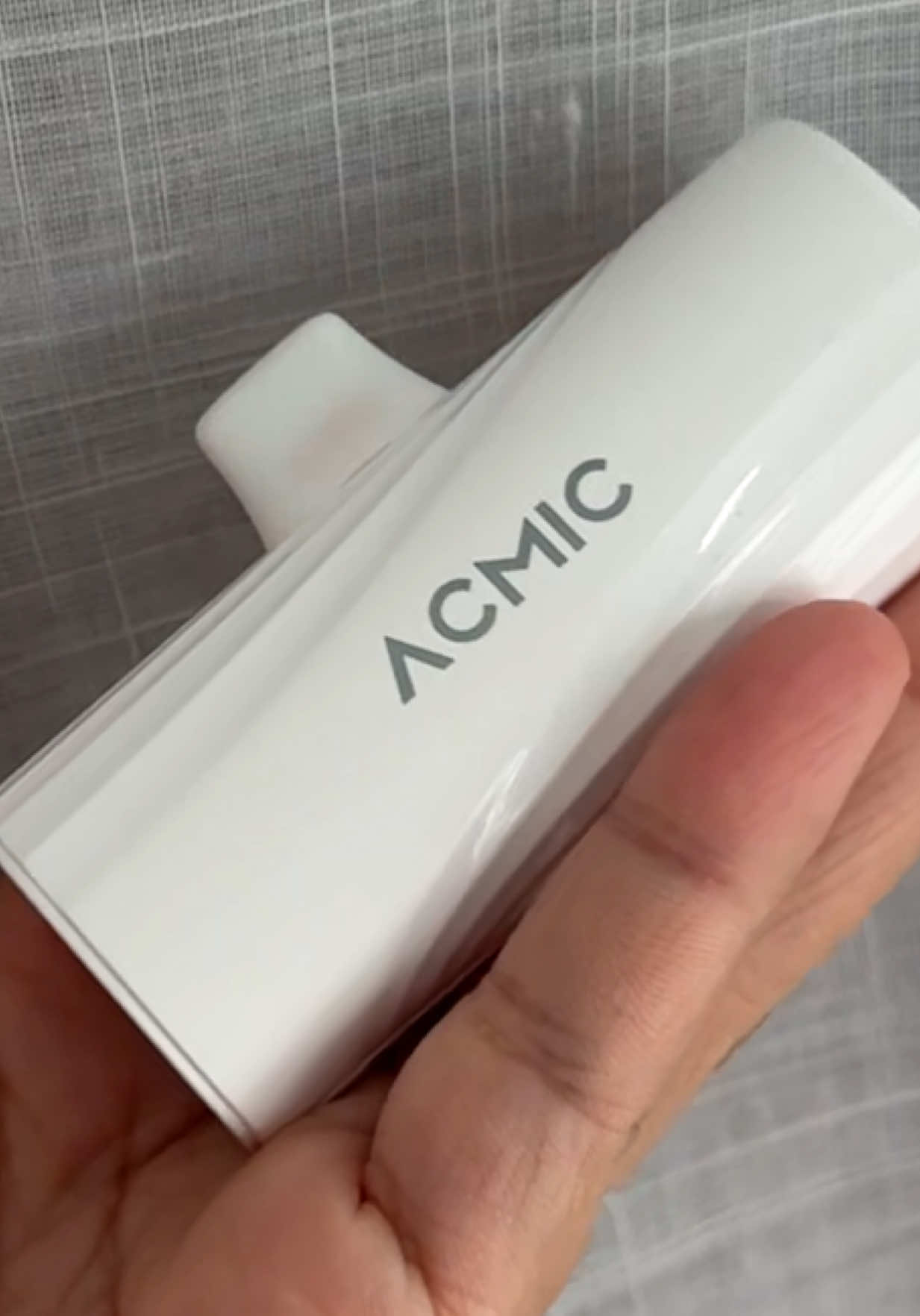 ใครกำลังหาพาวเวอร์แบงค์ที่พกง่ายๆต้องอันนี้ ใช้ได้จริง #พาวเวอร์แบงค์ #พาวเวอร์แบงค์พกพา #acmic #ของมันต้องมี #รีวิวของดีบอกต่อ 