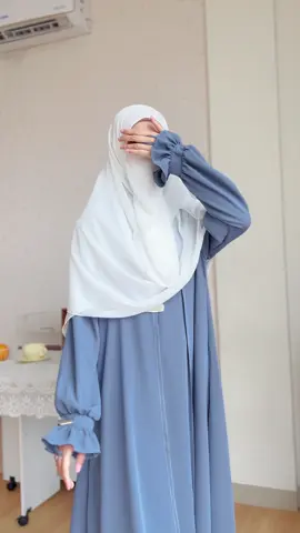 Tetap Cantik & Syar’i dengan ‘Hayya Abaya’˚.🎀༘⋆ #elnazira #elnaziraofficial #abayawanita #abayasimple #outfitideas #abayagirls #gamismuslimah #gamiswanita #gamisabaya #abayastyle 