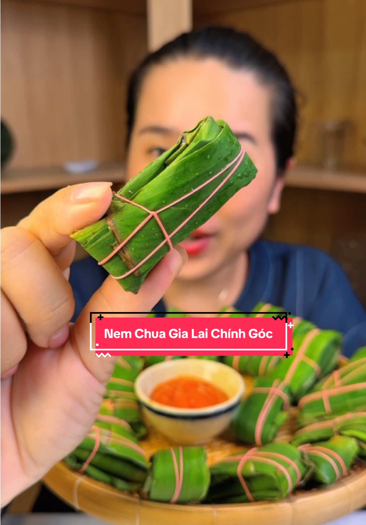 Gòi gòi...cuối cùng tui cũng tìm ra được cái loại nem chua chua nhiều , thịt nhiều ít ngọt cho mấy bà rồi đây , Nem chua Gia Lai #bepcuagiao #mukbang #anvat #nemchuagialai #nemchua #nemchuagialaichinhgoc 