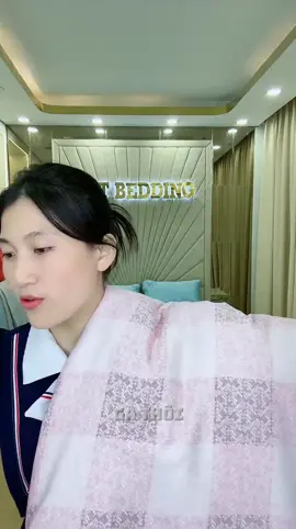 Mùa hè này anh chị cứ dùng chiếu băng lạnh cho emm 😍 #banhangcungtiktokshop #m2tbedding #tiktokshopvn #livehighlights #tiktoklive 