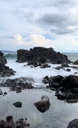 Jangan lupa main ke pantai bidadari ya teman-teman & jngan lupa follow😊 #wisata #pantai #bidadari #cukuhbalak #tanggamus #lampung #fyp #lampungtiktok #fyppantai #mantaikuy #wisatalampung #vibespantai 