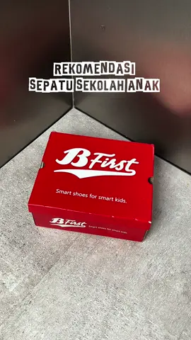 Rekomendasi sepatu sekolah anak yang nyaman dipake seharian🤩 #bata 