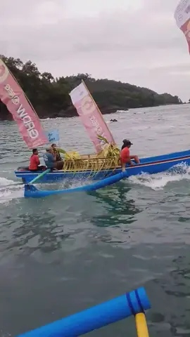 acara Larung sesaji pantai lenggok sono#larungsesaji#purwodadi24jam🏴‍☠️ #fyppppppppppppppppppppppp #bowele @ALAN MOTOR @𝙰𝚍𝚑𝚢 @samuel_yuda19 