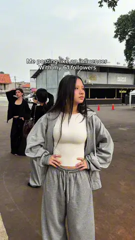 Pov : me and my 61 followers 🖤👀 #EdgyStyle #StreetStyle #genz #OOTD #fitcheck #pov 