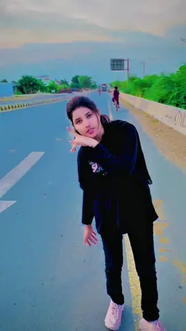 Fanyy pashbaa😂🙈🙈#tiktokforyou #foryourpage #viralvideos #trends #viraltiktok #foryou 