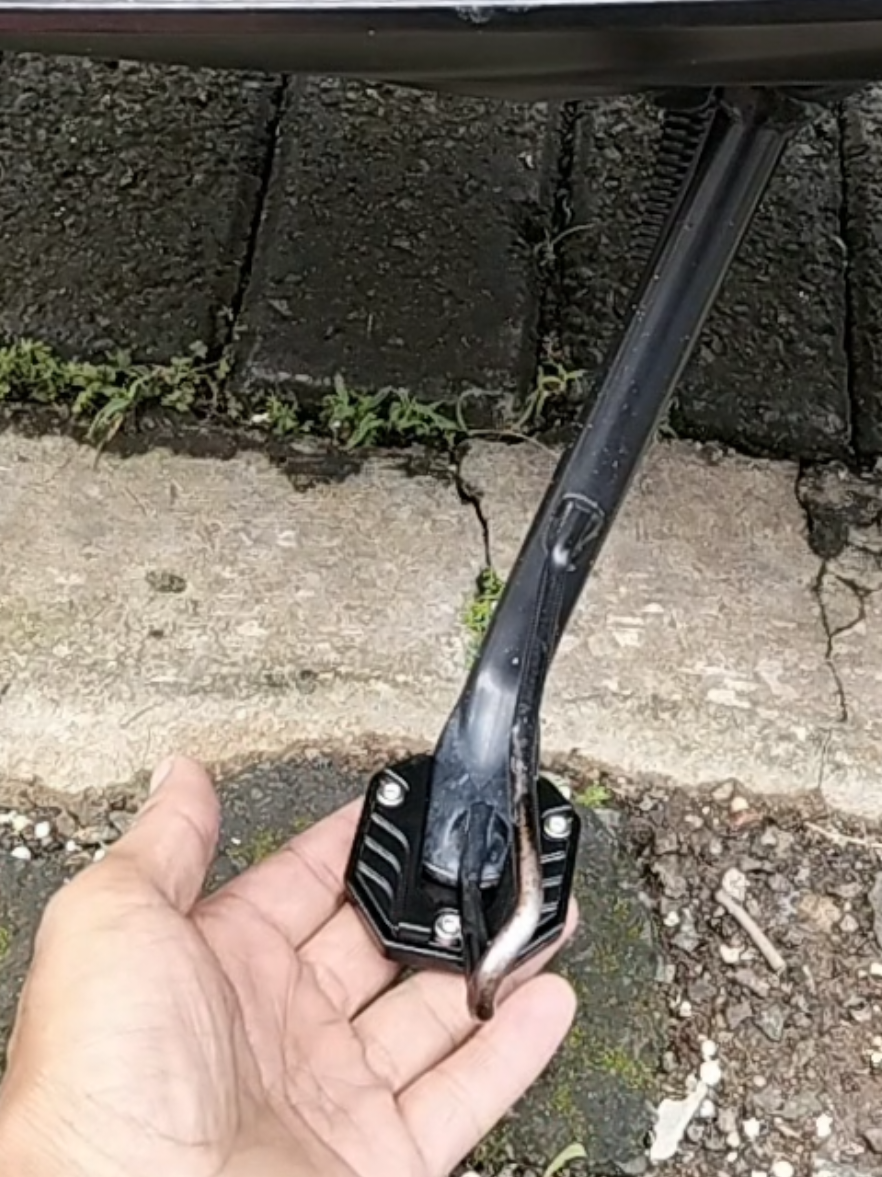 bantalan setandar satu lebih lebar  tapaknya #anti selip#banyak pilihan warna #semakin kece#