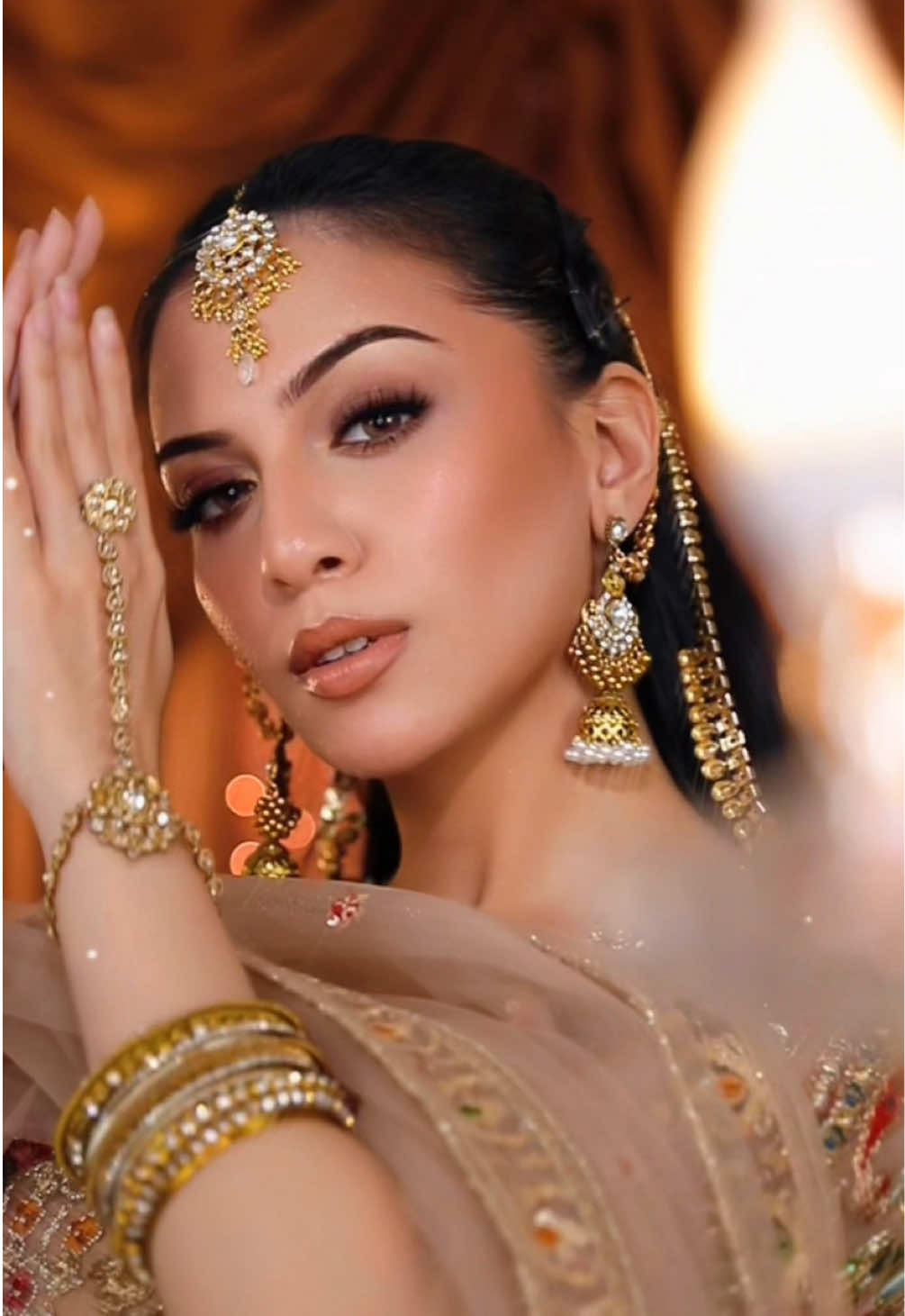 ✨Anjali - Saajanji Ghar Aaye 🧡 Yaampunnn bisa bisanya lupa ada draft konten iniiii!!! Maafinn yaa anjali ke asikan explore korea HAHAHAHHA, tapiii gimanaa? Asikk kann lagunyaaa💃💃💃 #SerunyadiTikTok #makeuptransition #kuchkuchhotahai 