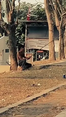 Ada ga di sini dalam seminggu ga pergi mancing pusing #keranjangkuning #pemancingriau #fyp #aglerindonesia #aglerindonesia #fypage #inhilmancing 