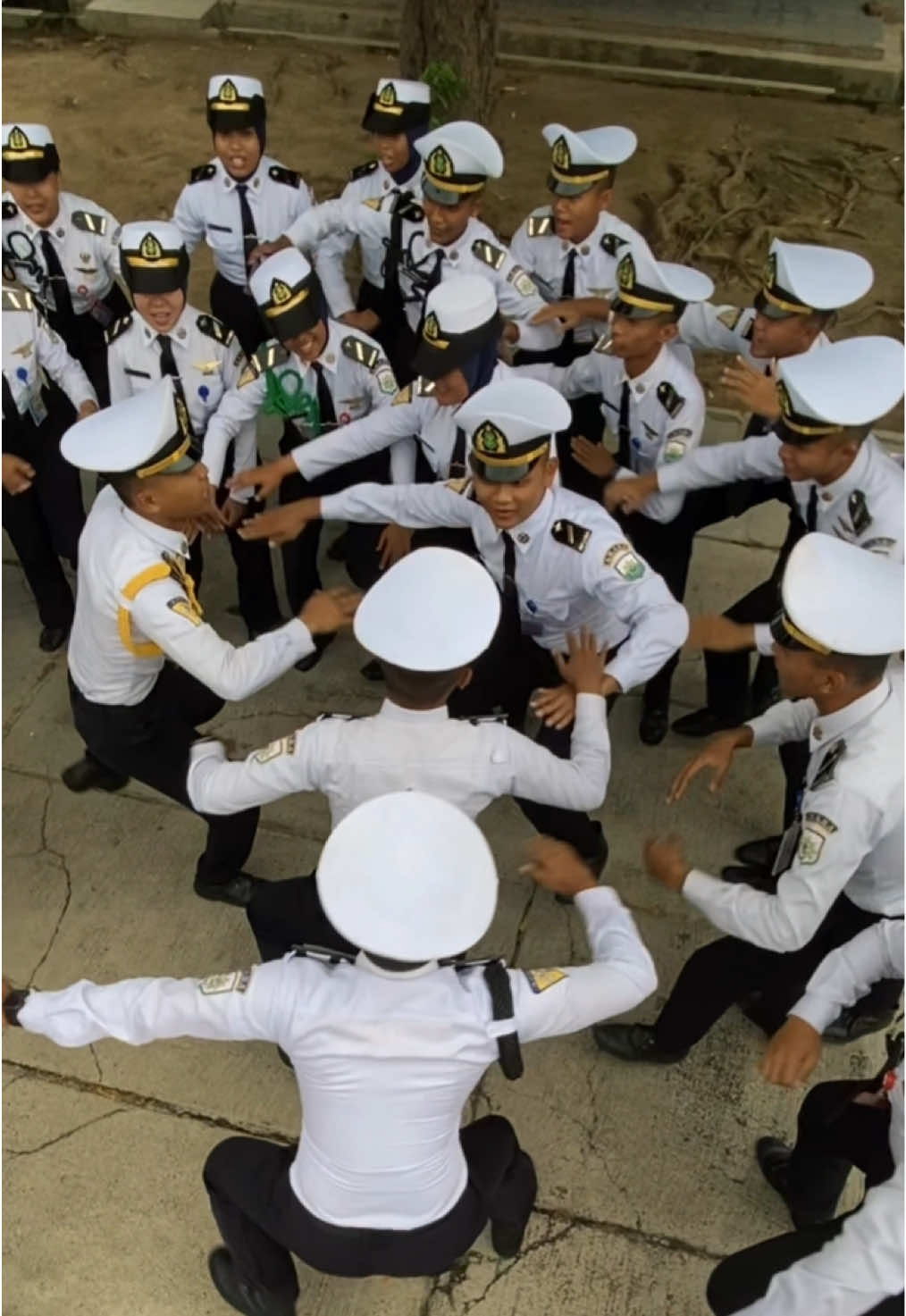 #foryoupage #tarunaindonesia @Akademi Kelautan Banyuwangi 