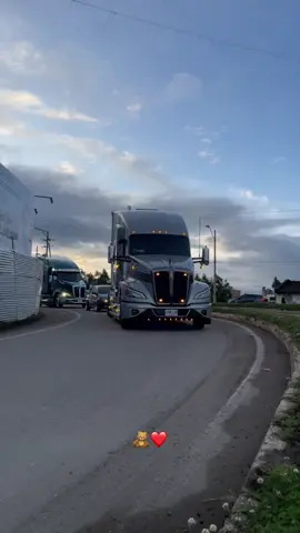 #xyzbca #foryou #kenwortht800 #kenworth #fyp #camionerosdecolombia 