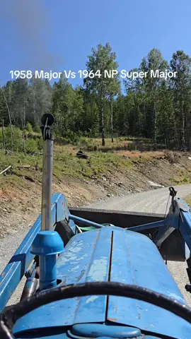 Same hill and load #newperformancesupermajor #orkelt5 #straightpipe #fordsonsupermajor #fordson #fordsonmajor #major 