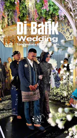 Siapa yang siap jadi crew WO? 😤 Jam 4 pagi udah on fire buat siapin momen spesial orang lain   Kuat mental, kuat fisik, kuat tahan ngantuk  Komen dibawah kalau kamu berani masuk tim ini 🔥 #nextwedding  #nextweddingorganizer  #weddingorganizerbandung  #dreamwedding  #weddingorganizer  #crewwo #wobandung 