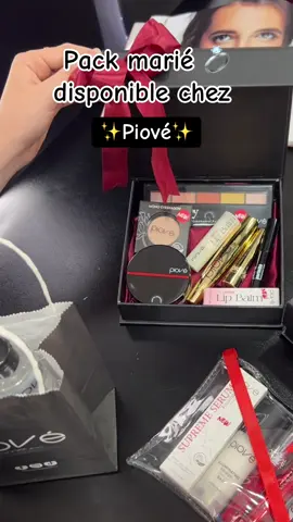 #piove #makeup #dz #blida09_tiktok_algérie❤️🇩🇿 #piovecosmetics #pageforyou #Lifestyle #beauty #Summer #trousseaumariee  Box Piové dédié au mariées 👰 avec des prix raisonnables soyez les bienvenus chez nous ❤️❤️