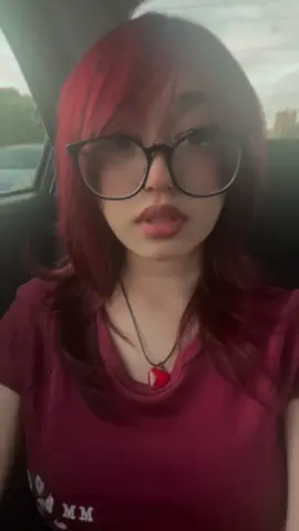 👁️👅👁️