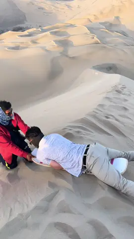 Watch my husband crashed into a stranger #😆 #fyp #peru🇵🇪 #huaccachina 