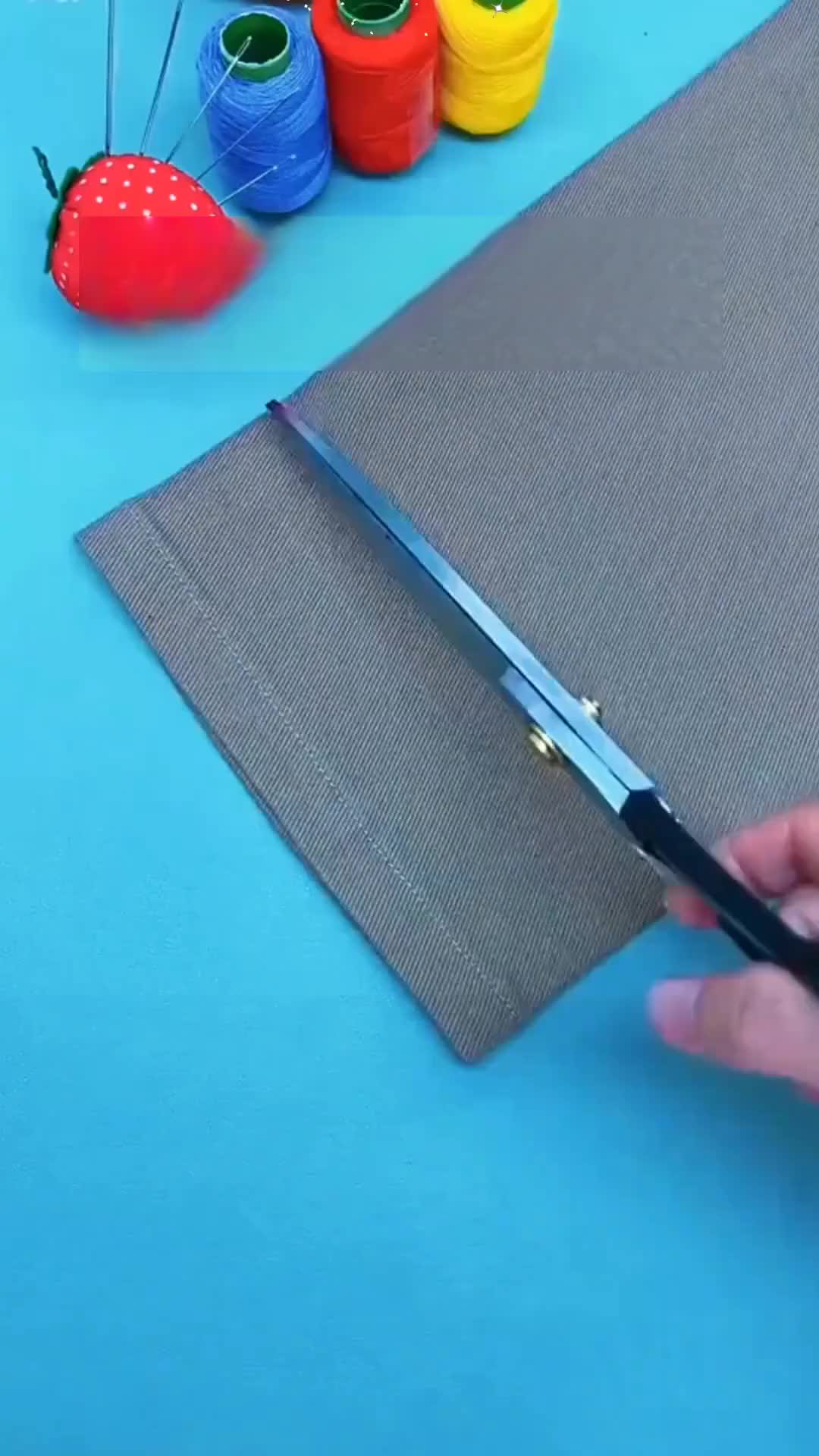 34Pcs Steel Sewing Kit with Large Eye Needles for Elderly Quilting Home Use Multi-Size Needles Threaders Thimbles Scissors Included#Big-NoseNeedle#Big-EyeSteelNeedle#Quilt#ElderlyEasyToSew#Big-EyeSteelNeedle 