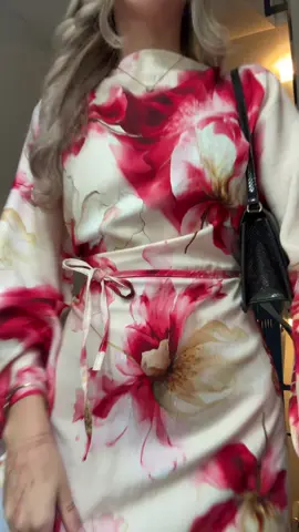 flower dress ❤️🤍 #fypシ゚ #viral_video #OOTD #dress #fyp 