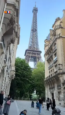 #الغربة_صعيبة_وانا_بغيتها🇪🇺 #عشاق_الغربة_اين_انتم🇫🇷📍 #الغربة_تنادي👈🏊 #الغربة #✈️🛫👮‍♀️ #🏴‍☠️🖤 