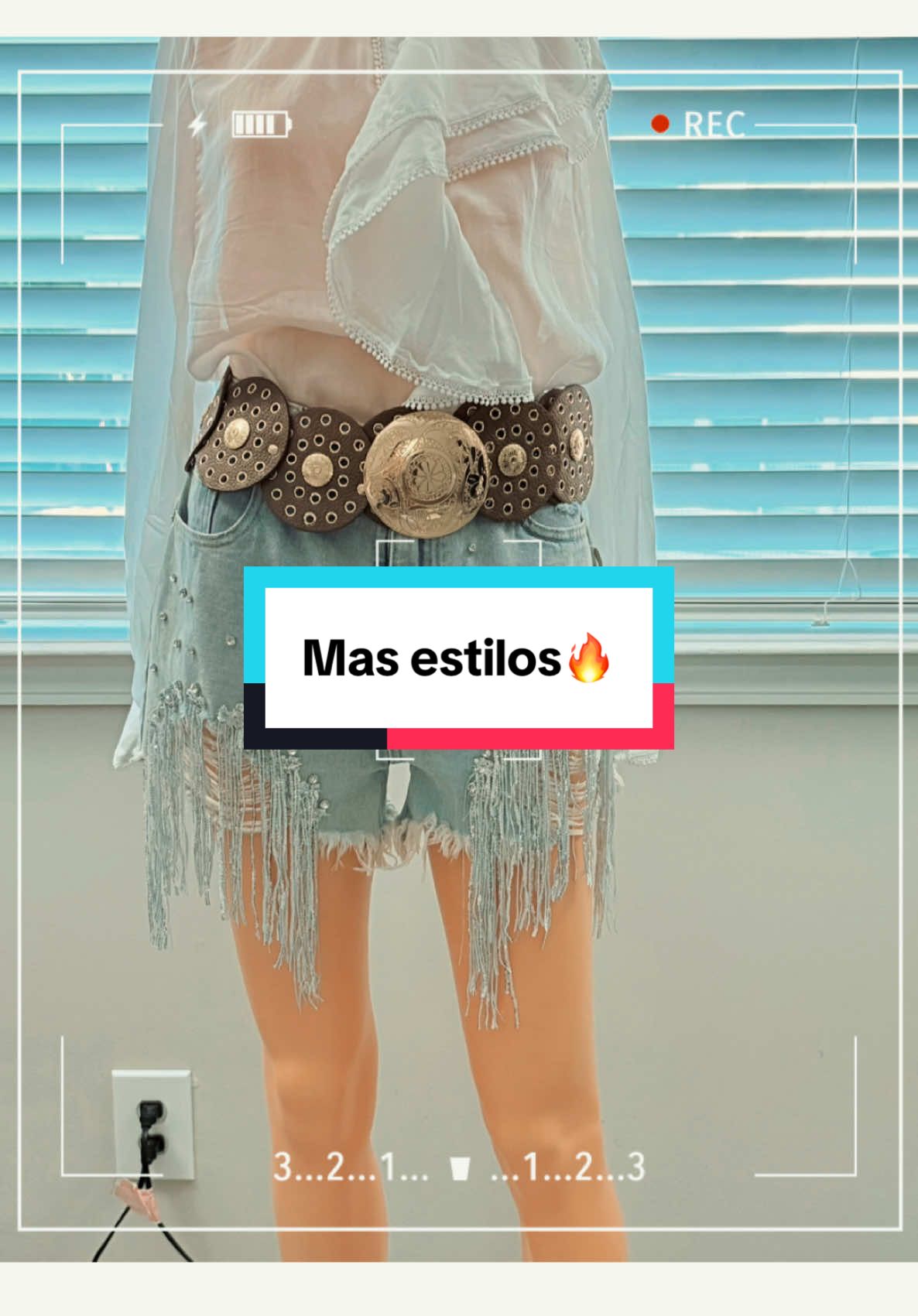 PERSEFONE estilos diferentes! Refleja tu esencia poderosa🔥🔥🔥#PERSEFONE #tendencia #estilovibrante #esenciapoderosa #perfectlook #perfectstyle #trending #fashion #parati #perfectoutfit #tiendaonline #verano #elegancia #comodidadyestilo #lomasviral #outfittendencia #faldacargo #accesorios #shortsvirales #shineshorts #brillos #shortsbrillos 