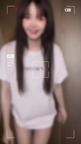 bàn tay nhỏ bé sao dữ được anh🤣