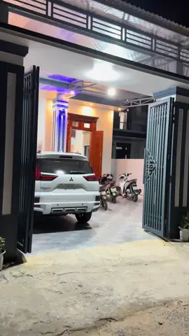 Đừng cố gắng để người ta ngưởng mộ hãy cố gắng để bản thân cảm thấy tự hào