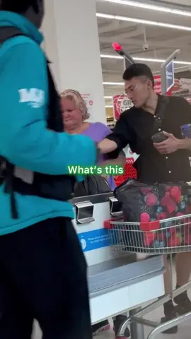 Pay for groceries for seniors #kindness #spreadkindness #notestrangers #drivebykindness #normalizekindness #caughtoncamera #fyp 