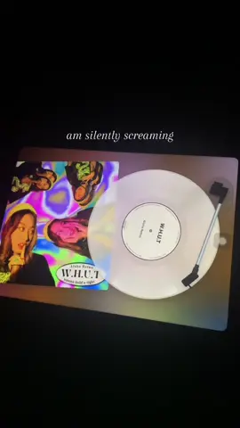 holdin' me tight #whut #aisharetno #lyrics 