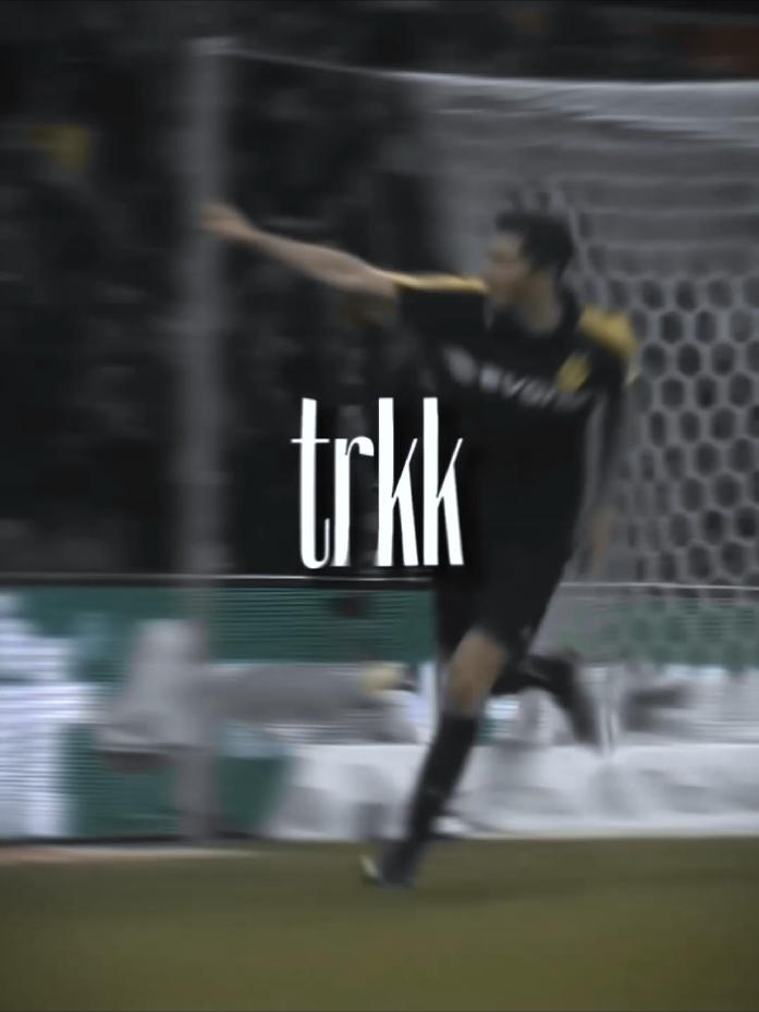 Slk, o avô do lewa era embaçado kkkkkkkkkkkkkkkkkkkkk🤣🔥 . . . . . . . . #lewandowski  #edit  #mundialdeclubes @Principe Das trevas 